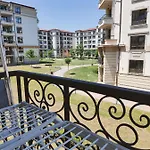 Appartement Aivasovski Park - Meters Away From *